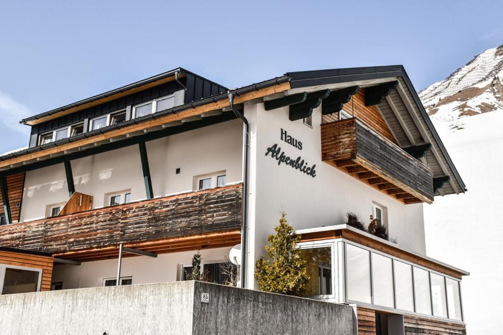 Haus Alpenblick Apartment Schröcken Exterior foto